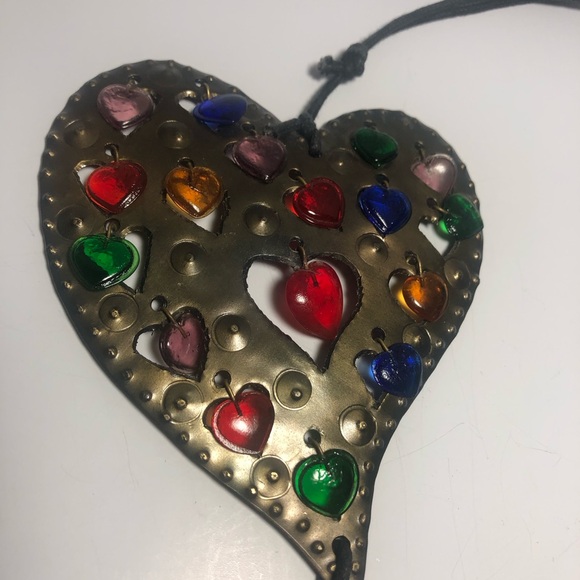 Artisan hanging heart with bell - Picture 2 of 7